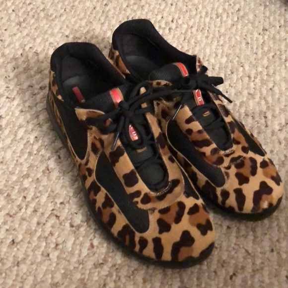 prada trainers size 5